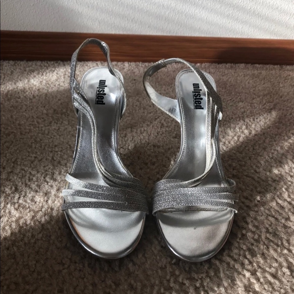 Silver sparkly Heels